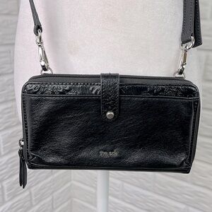 THE SAK ZIP AROUND LEATHER WALLET WITH MICHAEL KORS CROSSBODY STRAP  NWOT